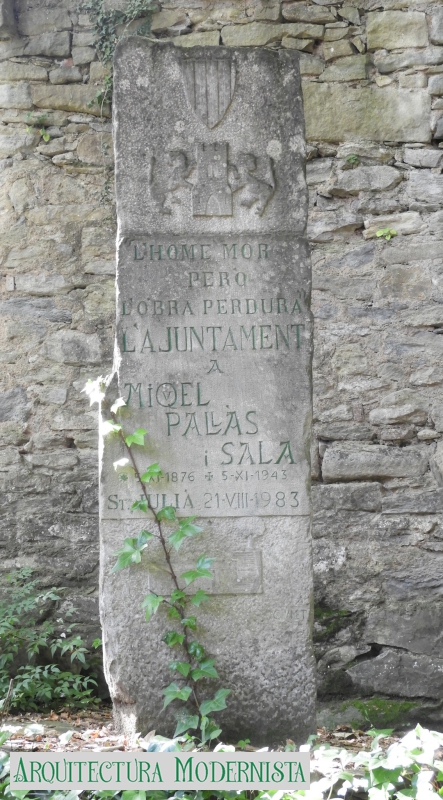 Sant Julià de Vilatorta - Monument a Miquel Pallàs (Parc de les Set Fonts)