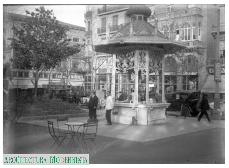 Quiosc a la Plaça de l'Ajuntament de València